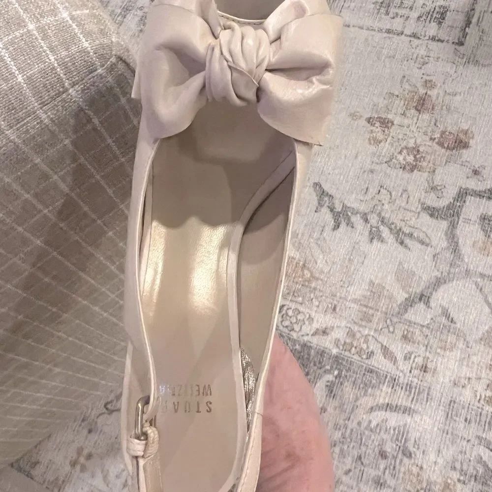 Stuart Weitzman Softbow metallic wedge size 6.5 - Picture 5 of 10